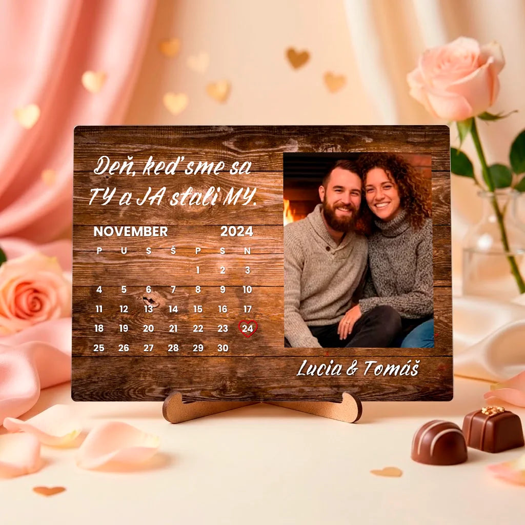 Personalizovaná stolová dekorácia s fotografiou a významným dátumom